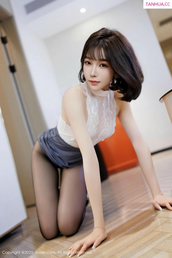 陈芝 芝芝Booty [XiuRen]高清写真图 2025.03.06 No.9978 徐莉芝Booty 黑丝美腿第78张图片